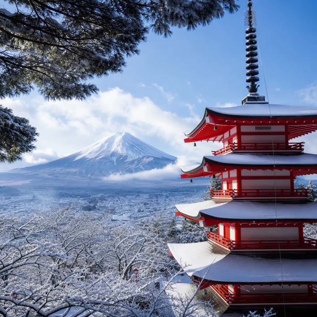7 Destinasi Wisata Musim Dingin di Jepang, dari Sapporo sampai Shirakawa-go